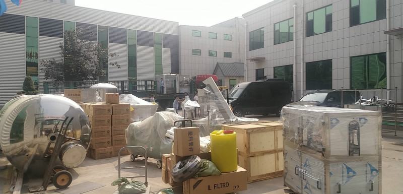 【川一股份】4T纳滤+灌装设备发往安徽