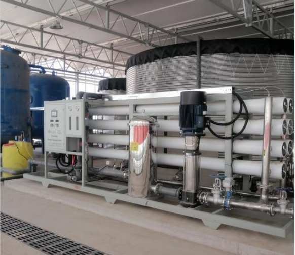 【川一股份】35T/H反渗透设备安装现场