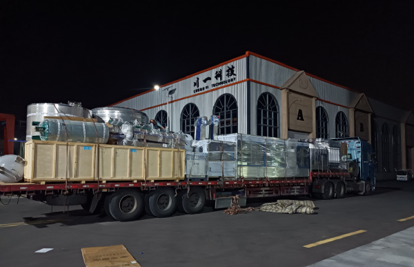 【川一股份】10T超滤设备+小瓶水灌装线+小桶水灌装线水厂设备装车发往四川省雅安市