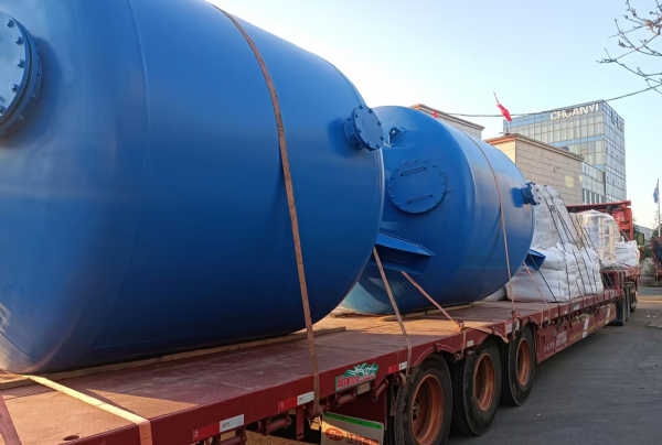 【川一股份】35T+15T双级反渗透设备装车发往安徽亳州市